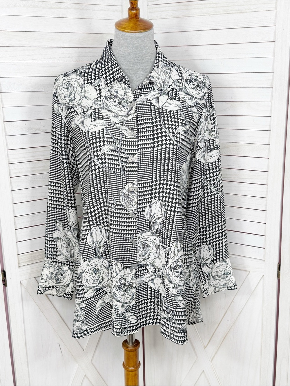 Multiples Floral Houndstooth Oversized Button Back Tunic Shirt Black White Small
